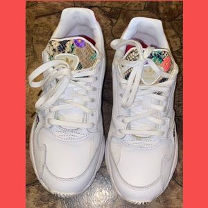 Adidas 5